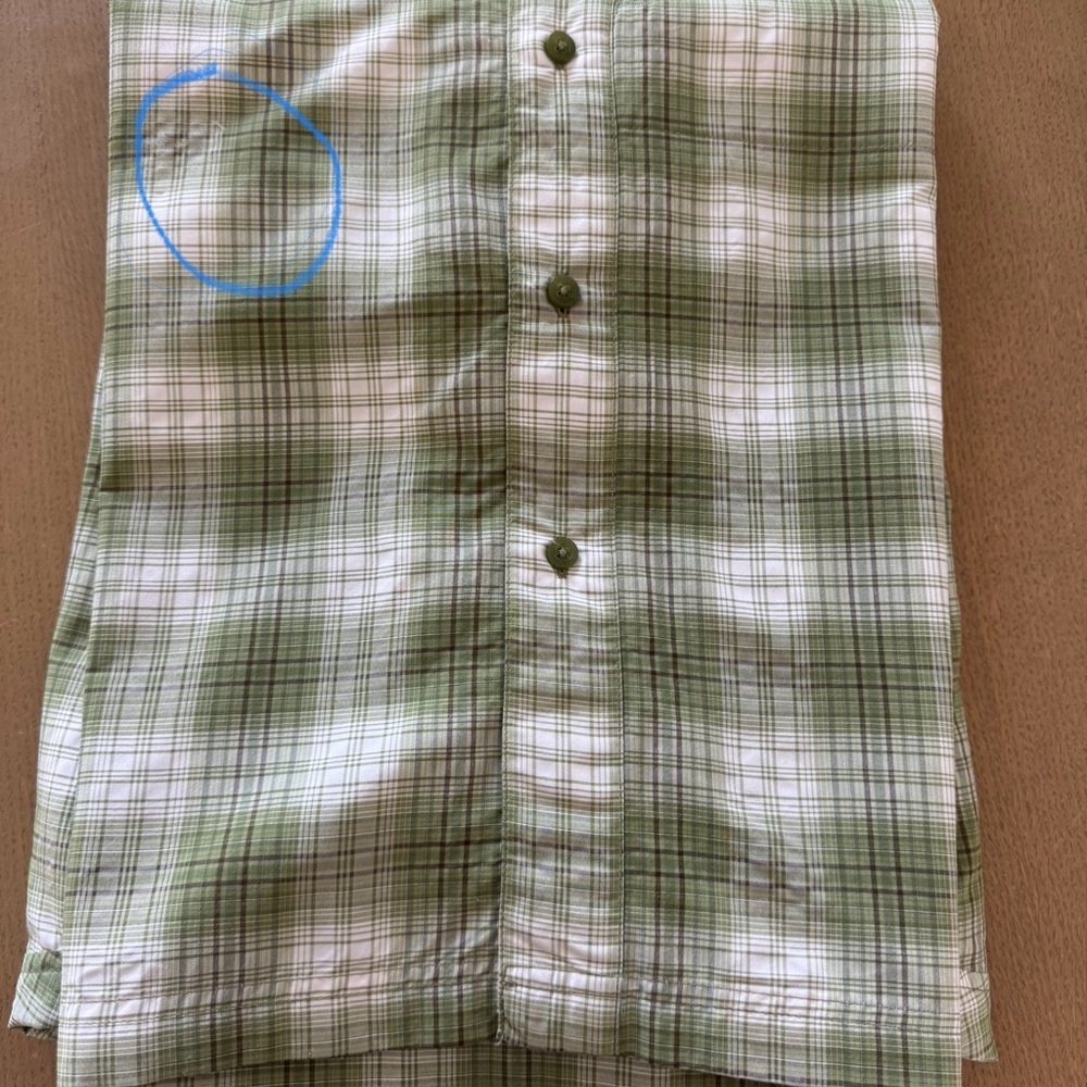 Royal Robbins Olive and White Plaid Button Down Shirt - Picture 7 of 7